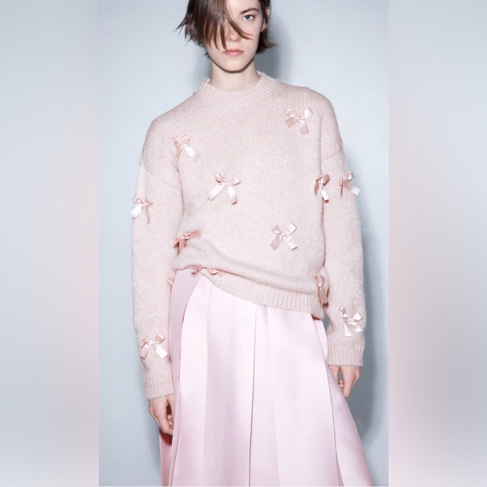 Pink Blush Sweater Adorned With Tiny Bows Crew Neck Long Sleeves 
Soft Large NWT
